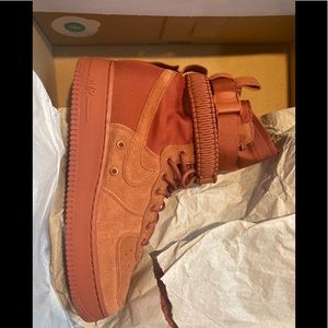 DS Nike AF1 SF Dusty Peach Size 12